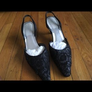 Stuart weitzman black sandal heel